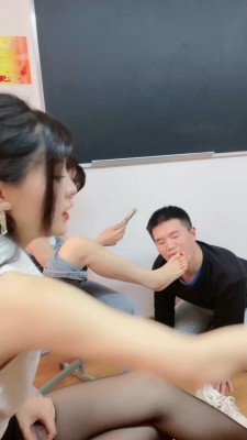 图片[7]_【伊晨S】剧情腿绞-麻辣女教师和校花玩哭男同学【三视角版】 bf26740_绳缚吧