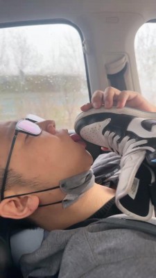 图片[2]_套路直播视频【朱砂痣】开发驾校教练舔脚/深喉虐乳/浓痰/清理脏鞋 bf26759_绳缚吧