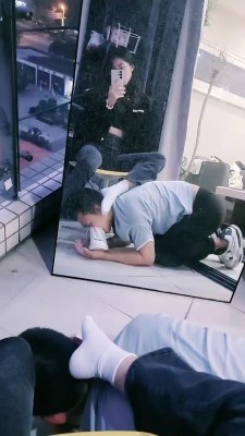 图片[4]_套路直播视频【嘉妮】舔脏小白鞋/闻白棉袜 bf26737_绳缚吧