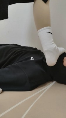 图片[7]_套路直播视频【阿喵】学生主耳光纯输出/蛇鞭狠抽/踩跺踢裆/强迫升水 bf26749_绳缚吧