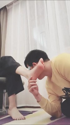 图片[7]_套路直播视频【美娜格格】运动鞋白棉袜惩罚家奴【下】 bf26794_绳缚吧