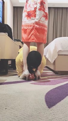 图片[4]_套路直播视频【美娜格格】cos调教-太监狗伺候格格 bf26784_绳缚吧