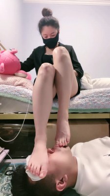 图片[7]_套路直播视频【鹿梦兮】原味白棉袜踩踏-袜子踩脸-裸足狂舔 bf26773_绳缚吧