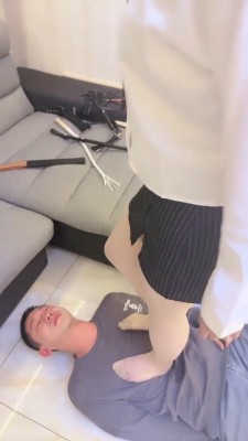 图片[13]_套路直播视频【依依子】萝莉主长靴重度提档/肉丝全体重踩踏 bf26741_绳缚吧