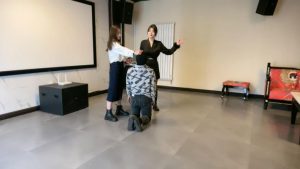 套路直播视频【宸宸】双S从室内到户外耳光踢踹贱狗【双视角版】 bf26727_绳缚吧