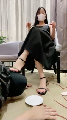 图片[7]_套路直播视频【漫漫S】坐脸窒息/口吐强制喂食/抽耳光/转胯遛狗 bf26712_绳缚吧