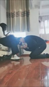 套路直播视频【妖玲】被幼师运动鞋短黑丝羞辱 bf26665_绳缚吧