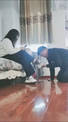 图片[2]_套路直播视频【妖玲】被幼师运动鞋短黑丝羞辱 bf26665_绳缚吧