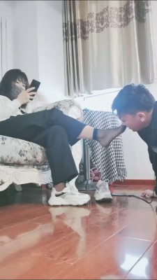 图片[6]_套路直播视频【妖玲】被幼师运动鞋短黑丝羞辱 bf26665_绳缚吧