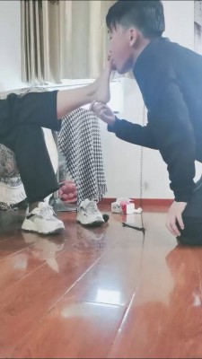 图片[7]_套路直播视频【妖玲】被幼师运动鞋短黑丝羞辱 bf26665_绳缚吧