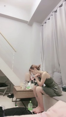 图片[7]_套路直播视频【白茶】舔脏长靴/原味肉丝脚/裸足/吃烟灰 bf26680_绳缚吧