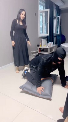 图片[6]_套路直播视频【精神小妹】素人S踢踹-灌圣水 bf26623_绳缚吧