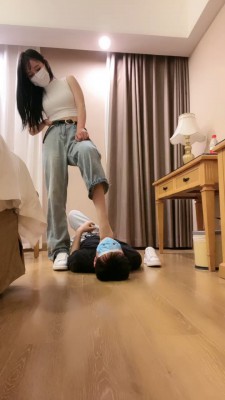 图片[6]_套路直播视频【伊伊sama】剧情-惩罚跟踪狂虐成狗【双视角版】 bf26546_绳缚吧