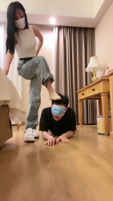 图片[8]_套路直播视频【伊伊sama】剧情-惩罚跟踪狂虐成狗【双视角版】 bf26546_绳缚吧