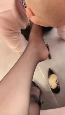图片[3]_套路直播视频【羽珊S】双S-高跟黑丝+肉丝/人体烟灰缸/丝袜泡圣水【双视角版】bf26532_绳缚吧