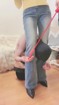 图片[2]_套路直播视频【桃子老师】调教男保姆/白丝脚捂脸/虐乳sp bf26608_绳缚吧