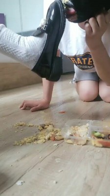 图片[6]_套路直播视频【阿喵】萝莉主皮鞋白袜踩踏喂食 bf26480_绳缚吧