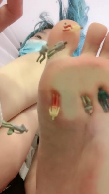 图片[3]_套路直播视频【芃芃大人】女巨人视角踩小人 bf26505_绳缚吧