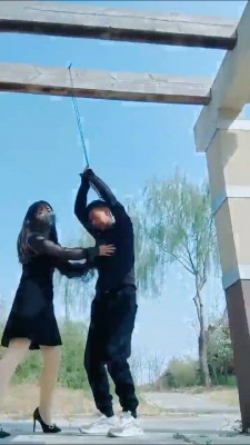 图片[2]_套路直播视频【魅影女神】野外惩罚-提档/打骂/圣水羞辱   JS23040301_绳缚吧