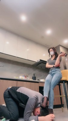 图片[10]_套路直播视频【禾末】下班文员变S-黑丝气味羞辱/袋子套头窒息 bf26558_绳缚吧