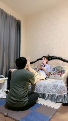 图片[4]_套路直播视频【领主老大】裸足强制深喉/全体重踩踏 bf26504_绳缚吧