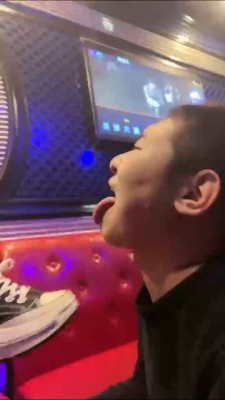 图片[3]_套路直播视频【明明】KTV帆布鞋原味棉袜玩狗【上】 bf26516_绳缚吧