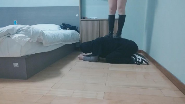 图片[8]_套路直播视频【诺诺子】长靴+高跟全体重踩踏-袜子塞嘴 bf26452_绳缚吧
