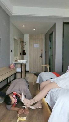 【露可】反差素人调-踩踏喂食/转胯深喉/喂口水 bf26945_绳缚吧