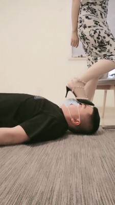 图片[5]_【陌初】肉丝恋足调-高跟踩踏-耳光抽 bf26976_绳缚吧