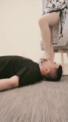 图片[7]_【陌初】肉丝恋足调-高跟踩踏-耳光抽 bf26976_绳缚吧