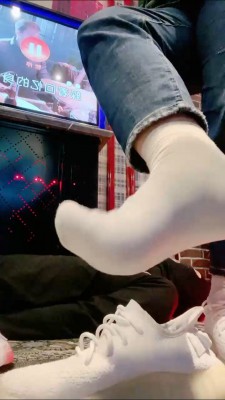 图片[10]_【小妮】双S-白袜脏鞋气味羞辱/骑马人体坐垫/全体重踩 bf26939_绳缚吧