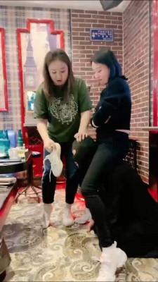 图片[11]_【小妮】双S-白袜脏鞋气味羞辱/骑马人体坐垫/全体重踩 bf26939_绳缚吧