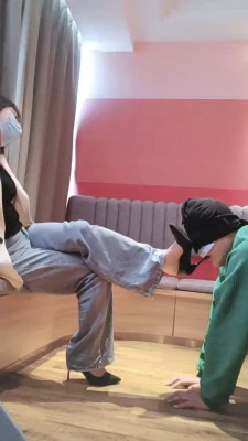 图片[4]_【嗯哼S】高跟裸足踩踏喂食 bf26861_绳缚吧