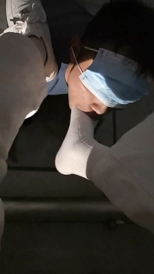 图片[5]_【小亿】阳台素人调-小白鞋超臭白棉袜强迫狗闻舔 bf26874_绳缚吧