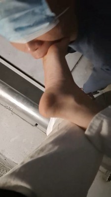 图片[6]_【小亿】阳台素人调-小白鞋超臭白棉袜强迫狗闻舔 bf26874_绳缚吧