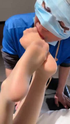 图片[16]_【鑫儿教头】藤条抽/肉丝脚深喉狂舔/强制吃口水 bf26886_绳缚吧