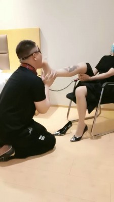 图片[6]_【凌儿女神】肉丝+高跟恋足/耳光 bf27116_绳缚吧
