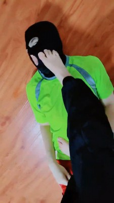 图片[8]_【伯爵】女特勤踢踹虐刑奴/踩踏/毛巾窒息/骑马/皮带狠抽 bf27134_绳缚吧