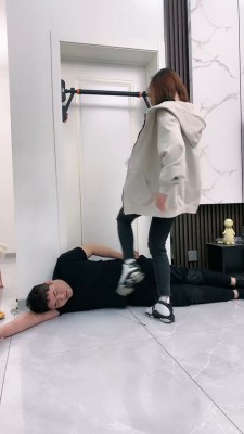 图片[13]_【麋鹿银儿】姐妹花入圈-重度提档/骑马全体重踩/伺候恋足 bf27122_绳缚吧