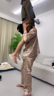 图片[5]_【术术S】骑马/裸足踢踹踩踏/脚耳光 bf27119_绳缚吧