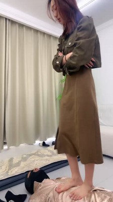 图片[8]_【术术S】骑马/裸足踢踹踩踏/脚耳光 bf27119_绳缚吧
