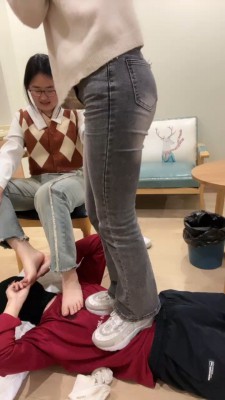 图片[3]_【学生双主s】双S-运动鞋全体重踩踏/喝圣水 bf27057_绳缚吧
