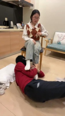 图片[2]_【学生双主s】双S-捆绑运动鞋白袜全体重踩踏 bf27061_绳缚吧