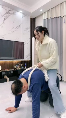 图片[12]_【麋鹿银儿】空军一号-白袜辱人形犬-骑马/水刑窒息/全体重跳踩 bf27060_绳缚吧