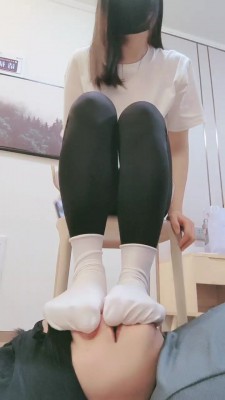 图片[9]_【妮蔻S】长靴舔鞋底/碾压狗头/超臭原味棉袜气味控制 bf27058_绳缚吧