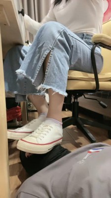 图片[2]_【漫漫】帆布鞋白袜+裸足凉鞋踩脚垫 bf27032_绳缚吧