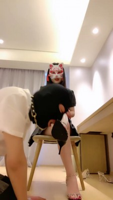 图片[3]_【清酒女王】艺校女神的人体家具-迷恋臭脚/舔鞋底沙子  bf27022_绳缚吧