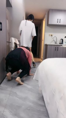 图片[8]_【丹祖宗】母畜伺候我和闺蜜-按摩/裸足舔脚【双视角版】bf26996_绳缚吧