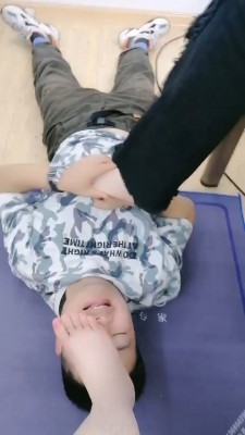 图片[4]_【小露情侣】棋牌室玩狗-双S裸足踩蹂躏/骑马【双视角版】bf26975_绳缚吧