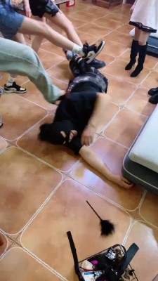 图片[8]_【天津女仆店】6S素人女仆调-踢踹/全体重踩踏/转胯骑马 bf26967_绳缚吧